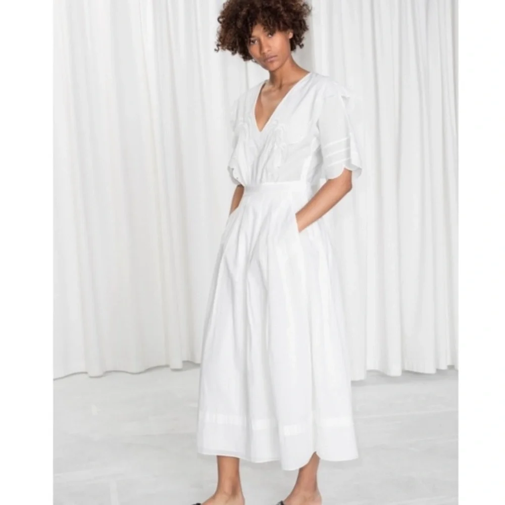 & Other Stories Palm Embroidered Scallop Dress - Picture 3 of 16